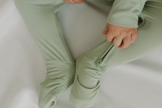 When do babies usually start walking?